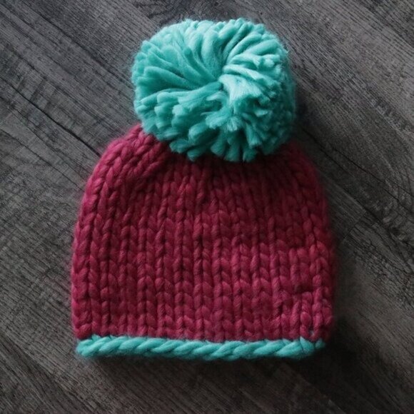 NWT Free People Poppy Mega Pom Beanie Maroon Hat - Picture 5 of 5